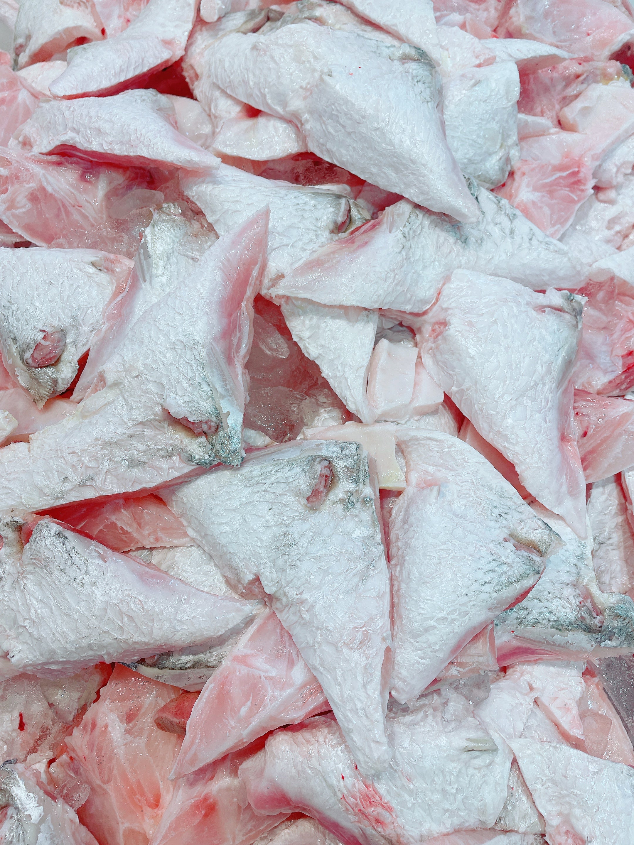 BARRAMUNDI FISH WINGS (MIN 1KG)