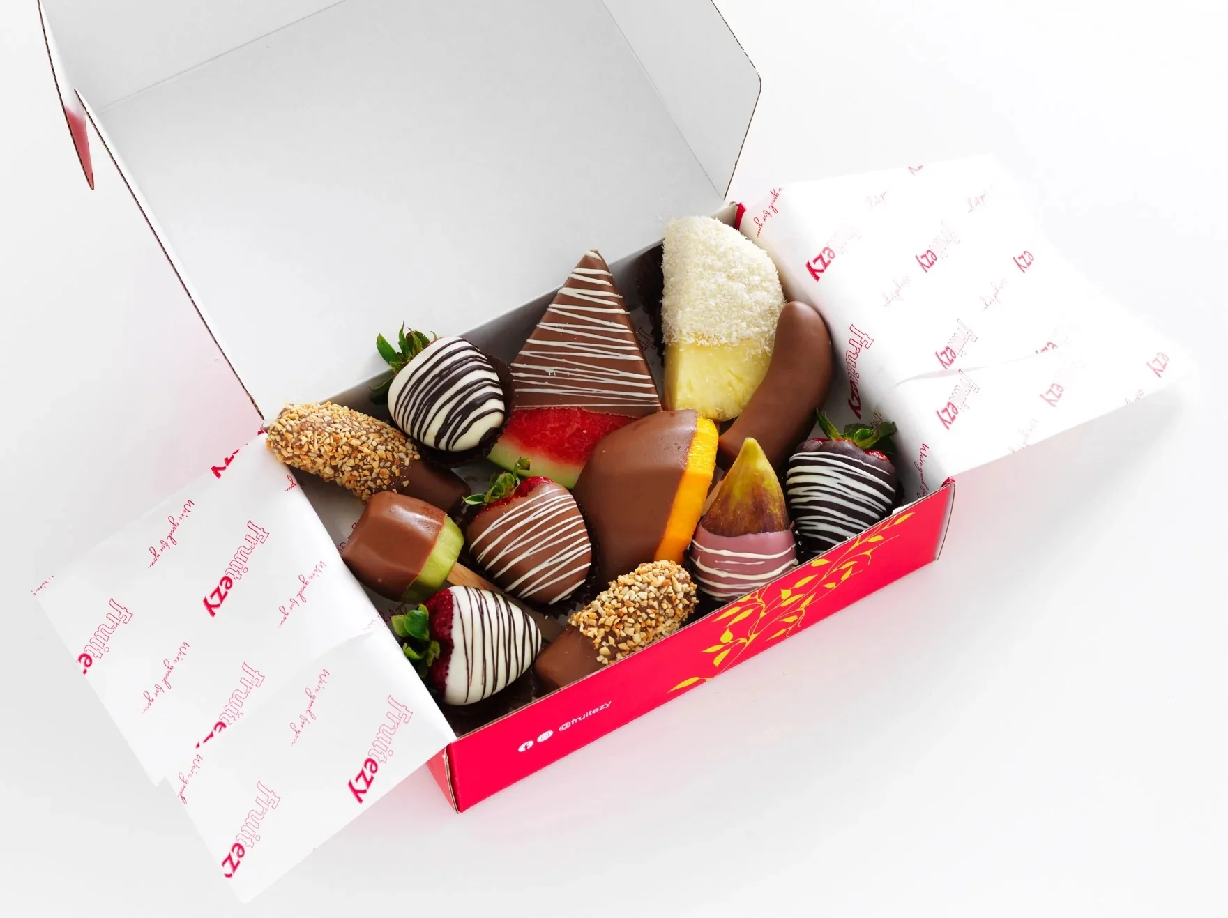 FRUITEZY'S SIGNATURE ASSORTED CHOC DIPPED FRUIT BOX - Image 2