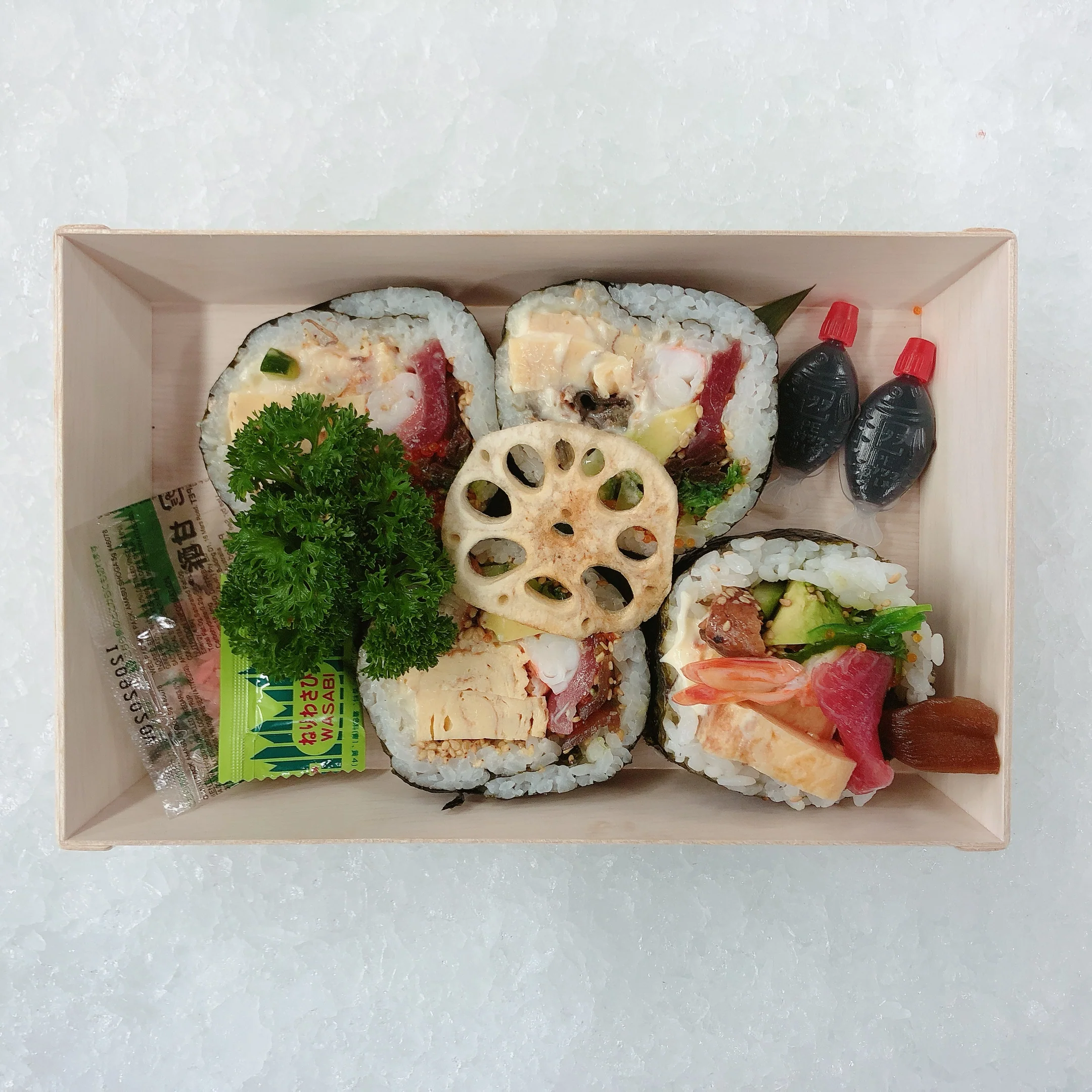 FUTO MAKI (PER TRAY)